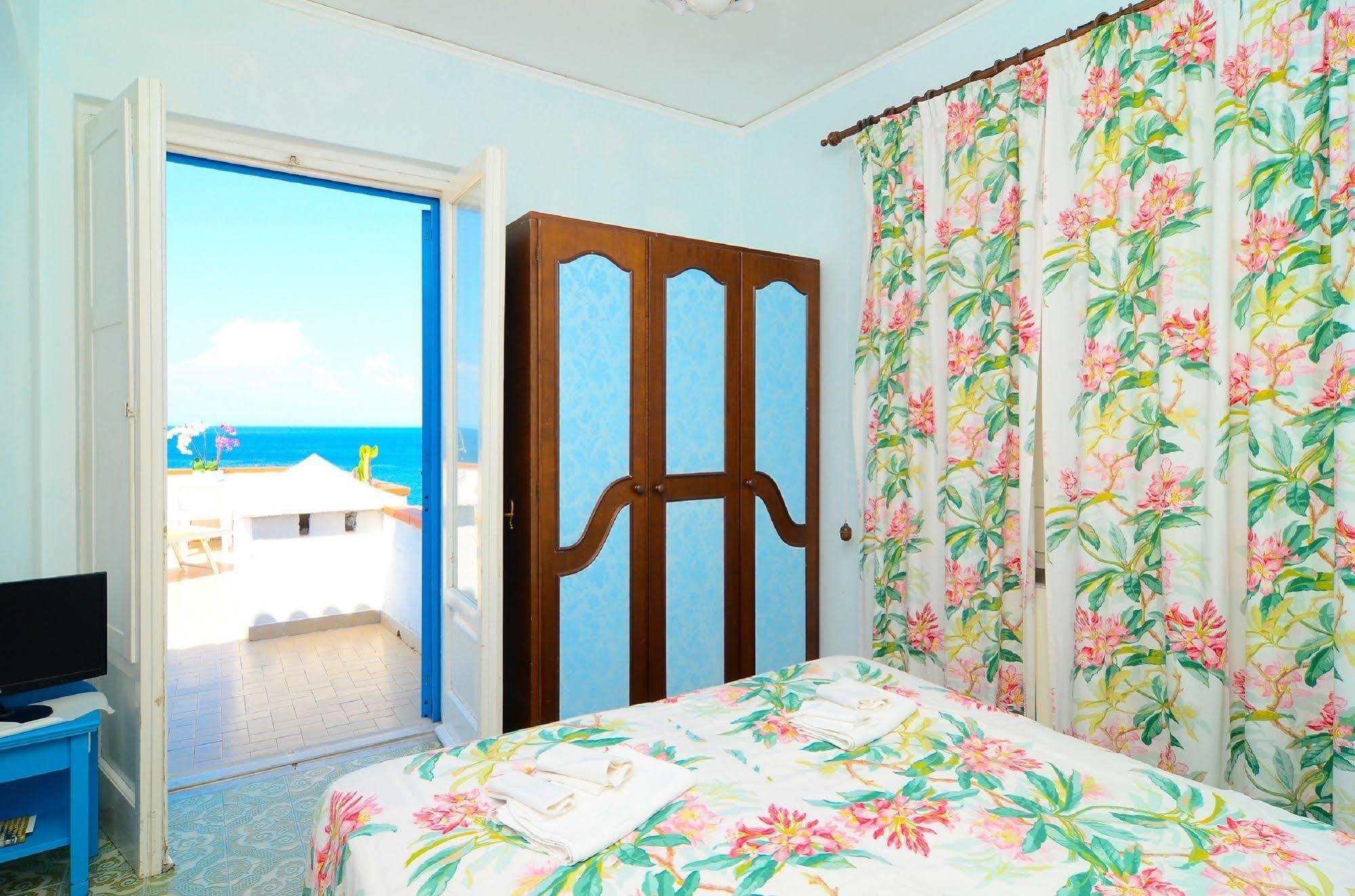 Hotel Terme Marina Lacco Ameno  Ngoại thất bức ảnh